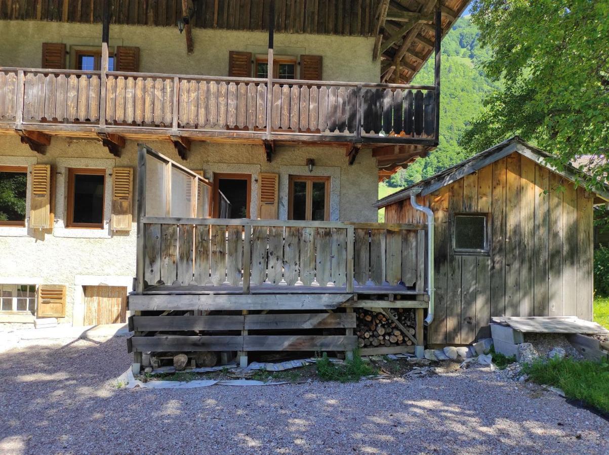 Appartement Dans Chalet 5 Chambres 130 M2 Centre Village مورْيو المظهر الخارجي الصورة