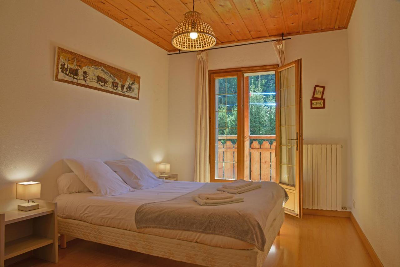 Appartement Dans Chalet 5 Chambres 130 M2 Centre Village مورْيو المظهر الخارجي الصورة